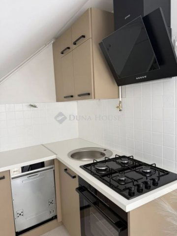 Eladó téglalakás, Kecskeméten 49.9 M Ft, 2 szobás