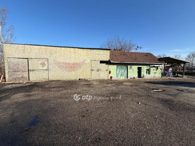 Eladó ipari ingatlan, Berettyóújfaluban 69.9 M Ft