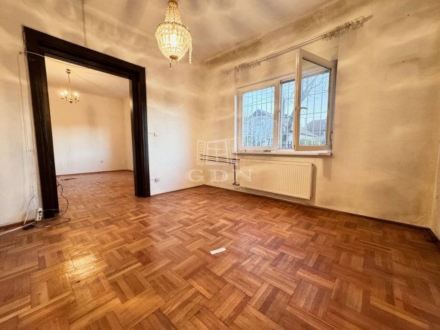 Eladó családi ház, Budapesten, III. kerületben 145 M Ft