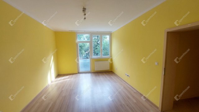 Kiadó téglalakás, albérlet, Tatán 180 E Ft / hó, 2+1 szobás