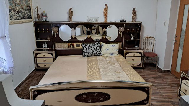 Eladó családi ház, Szolnokon 65 M Ft, 2 szobás