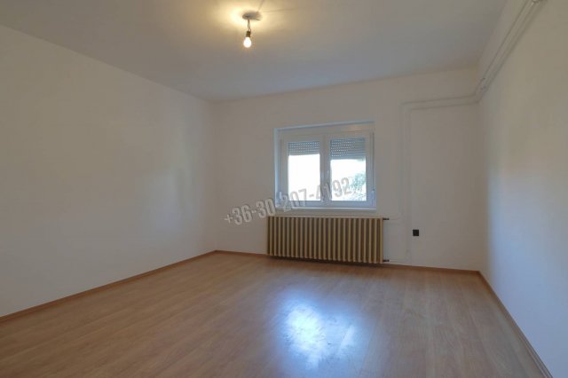 Eladó családi ház, Szatymazon 71.9 M Ft, 2 szobás