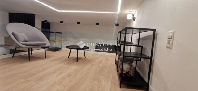 Eladó téglalakás, Budapesten, II. kerületben 164 M Ft, 2 szobás