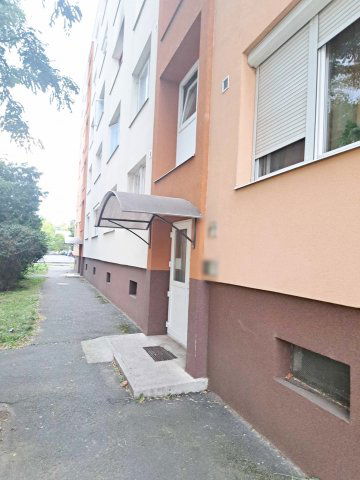 Kiadó panellakás, albérlet, Nyíregyházán 150 E Ft / hó