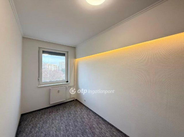 Eladó panellakás, Budapesten, XX. kerületben 78 M Ft, 3 szobás