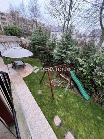 Eladó családi ház, Veszprémben 96.9 M Ft, 6 szobás