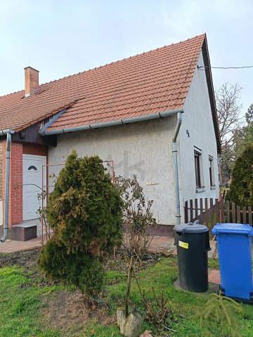 Eladó családi ház, Nagydobszán 28 M Ft, 2+1 szobás