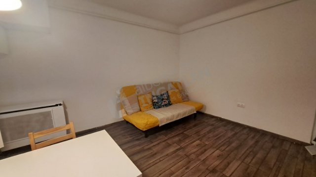 Kiadó téglalakás, albérlet, XII. kerületben, Bürök utcában