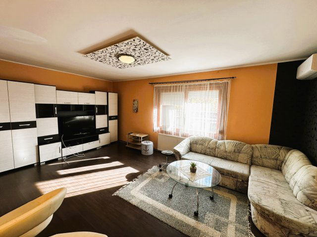 Eladó téglalakás, Pécsett 56.9 M Ft, 3 szobás