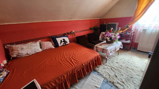 Eladó családi ház, Szigetszentmiklóson 59 M Ft, 4+1 szobás