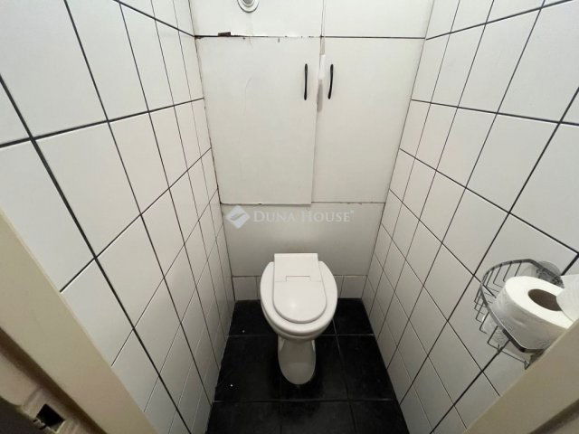 Eladó panellakás, Székesfehérvárott 55.9 M Ft, 3 szobás