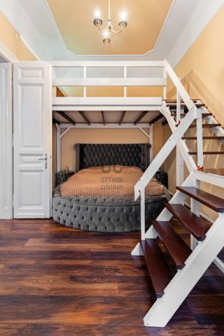 Eladó téglalakás, Budapesten, VII. kerületben 95 M Ft, 3 szobás