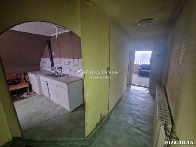 Eladó téglalakás, Gyálon 43 M Ft, 4 szobás