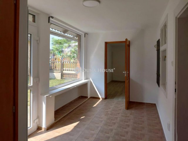 Eladó családi ház, Györkönyön 32 M Ft, 3 szobás