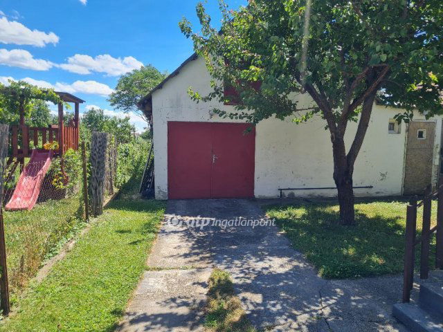 Eladó ikerház, Siófokon 89 M Ft, 6+1 szobás