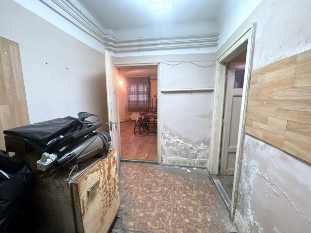 Eladó családi ház, Budapesten, X. kerületben 88 M Ft, 7 szobás