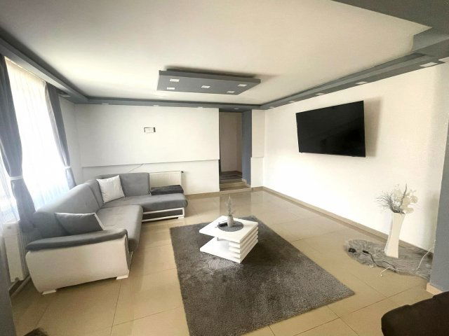 Eladó családi ház, Gércén 35.9 M Ft, 4 szobás