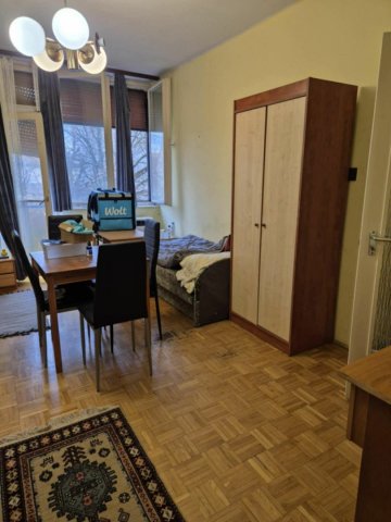 Kiadó téglalakás, albérlet, Debrecenben 350 E Ft / hó, 3 szobás