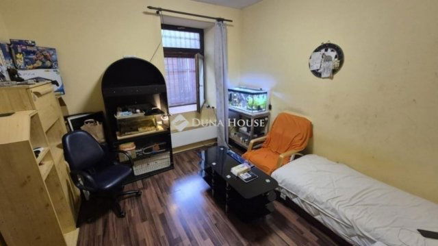 Eladó téglalakás, Budapesten, IV. kerületben 26.5 M Ft, 1 szobás