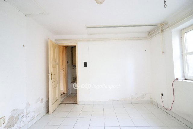 Eladó családi ház, Budapesten, II. kerületben 124.9 M Ft