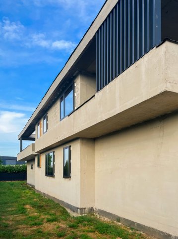 Eladó családi ház, Mogyoródon 285 M Ft, 6+4 szobás