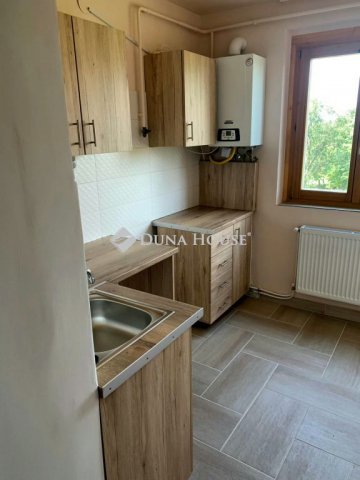Eladó panellakás, Békéscsabán, Gyulai úton 39.99 M Ft