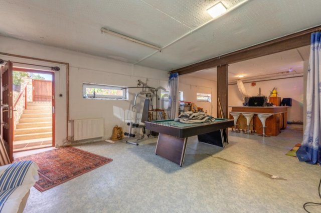 Eladó családi ház, Halásztelken 145 M Ft, 6 szobás