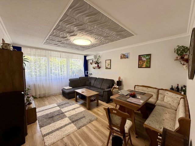 Eladó panellakás, Budapesten, XXI. kerületben 58 M Ft, 2 szobás