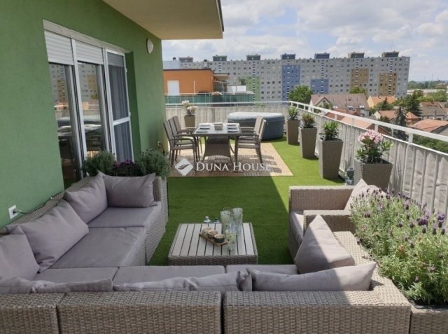 Eladó téglalakás, Budapesten, X. kerületben 129.9 M Ft, 3 szobás