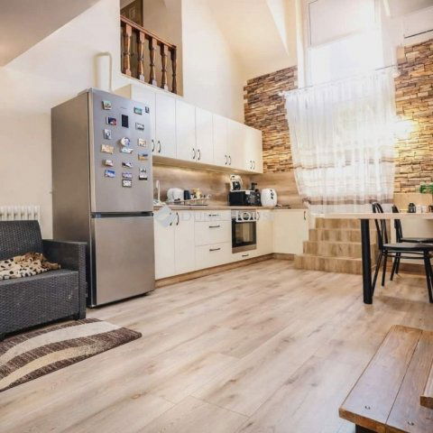 Eladó ikerház, Hajdúsámsonon 63.9 M Ft, 4 szobás