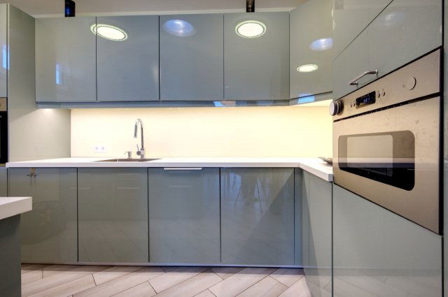 Eladó családi ház, Tinnyén 148 M Ft, 4 szobás