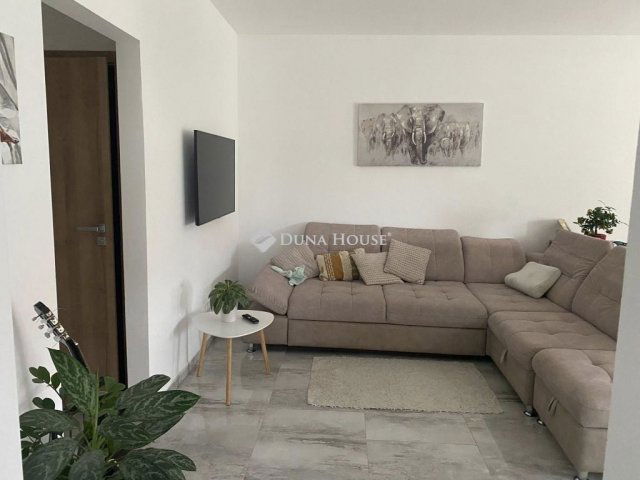 Eladó ikerház, Őrbottyánban 112.6 M Ft, 4 szobás