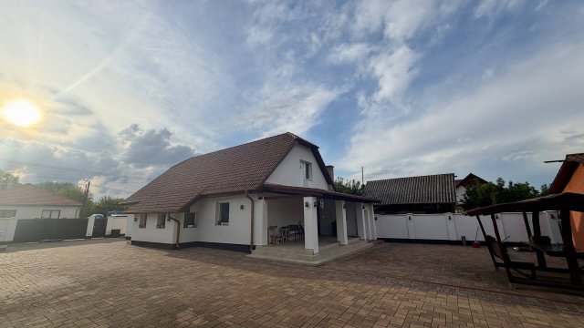 Eladó családi ház, Nyíregyházán 129 M Ft, 3 szobás