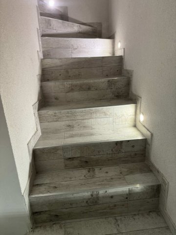 Eladó nyaraló, Siófokon 129 M Ft, 5 szobás