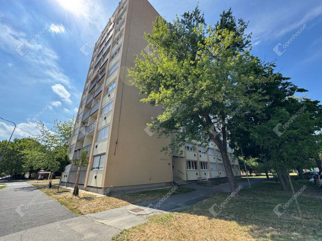 Eladó téglalakás, Szombathelyen 21.5 M Ft, 1 szobás