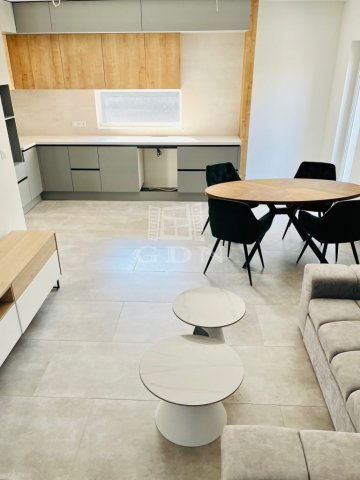 Eladó ikerház, Kaposváron 105 M Ft, 1+5 szobás