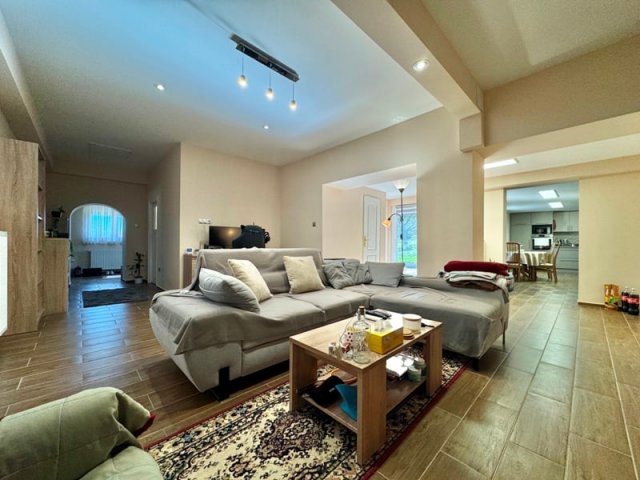 Eladó családi ház, Pécsett, Szabó István utcában 82.9 M Ft