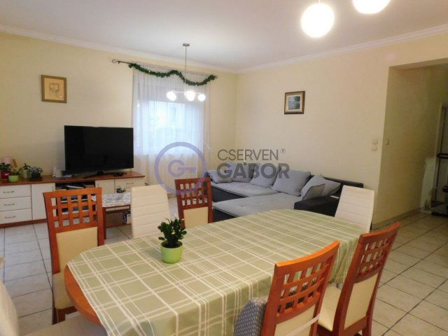 Eladó ikerház, Debrecenben 95 M Ft, 2 szobás