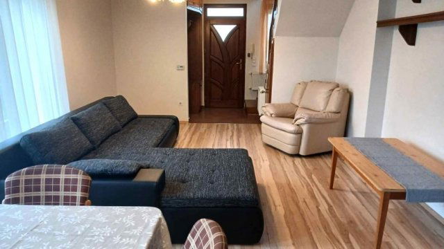 Kiadó téglalakás, albérlet, Debrecenben 380 E Ft / hó, 4 szobás