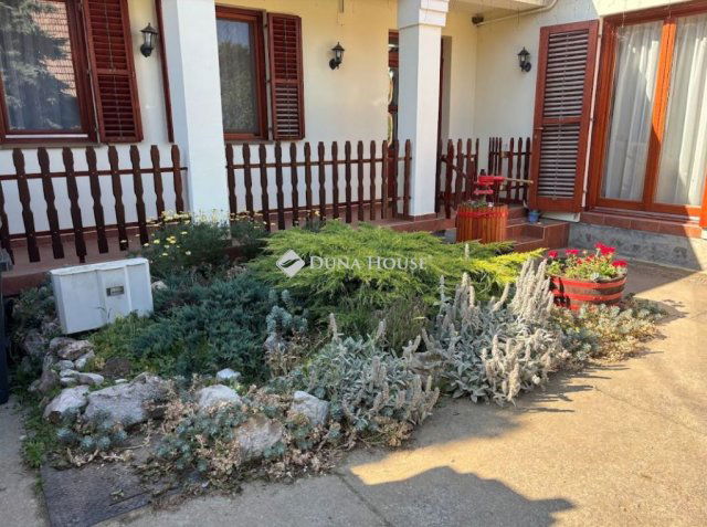 Eladó családi ház, Palkonyán 137 M Ft, 7 szobás