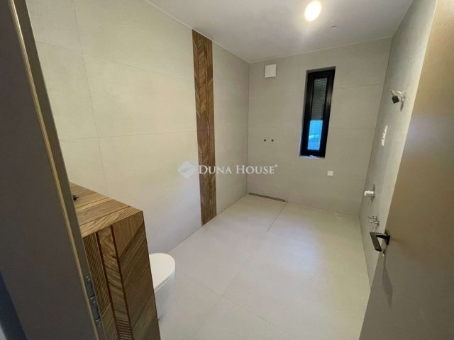 Eladó nyaraló, Budapesten, XI. kerületben 190.418 M Ft, 3 szobás