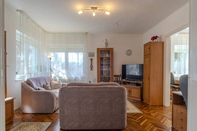 Eladó családi ház, Budapesten, II. kerületben 239 M Ft, 6 szobás