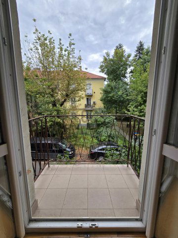 Kiadó téglalakás, albérlet, Budapesten, III. kerületben