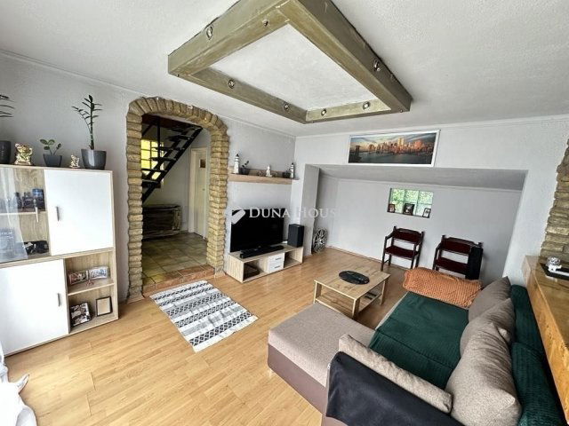 Eladó családi ház, Kecskeméten 41.9 M Ft, 5 szobás