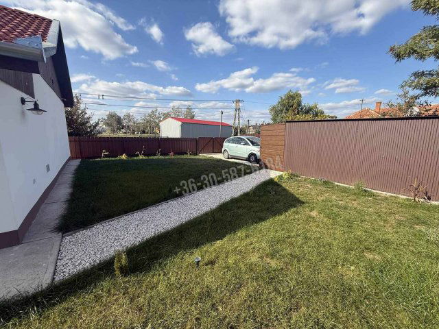 Eladó családi ház, Füzesgyarmaton 26 M Ft, 2 szobás