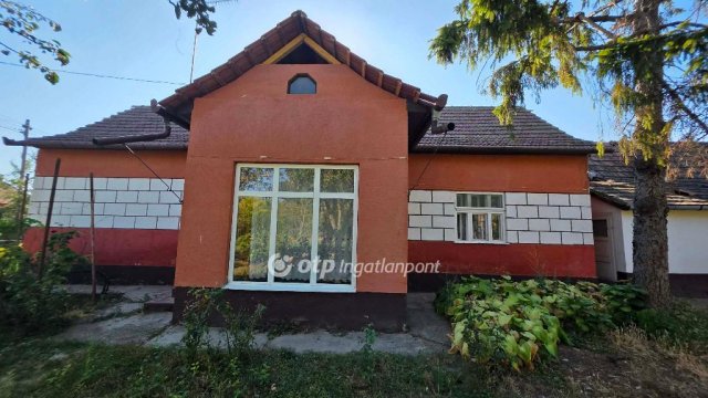 Eladó családi ház, Kabán 18 M Ft, 3 szobás