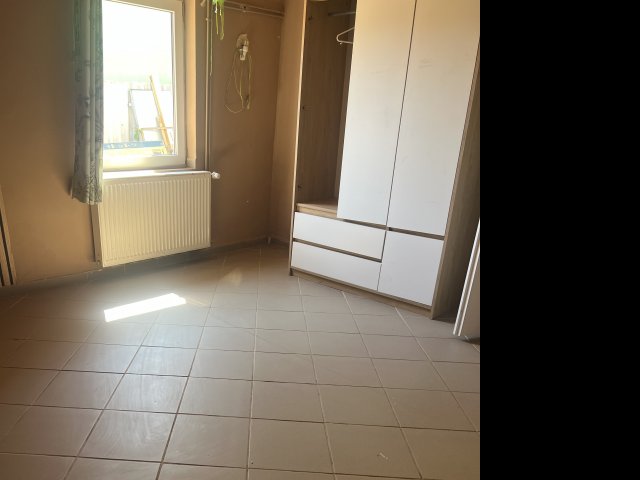 Kiadó családi ház, albérlet, Pilisen 220 E Ft / hó, 2 szobás