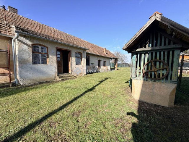 Eladó családi ház, Iváncon 13.5 M Ft, 2 szobás