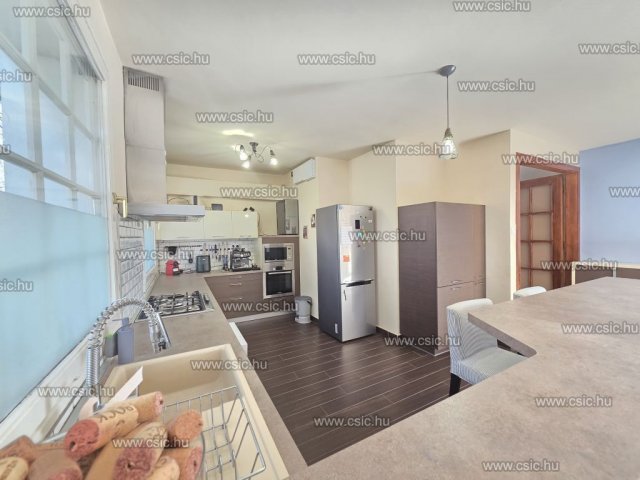 Eladó téglalakás, Budapesten, III. kerületben 149 M Ft, 5 szobás