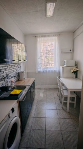 Kiadó téglalakás, albérlet, X. kerületben, Üllői közben